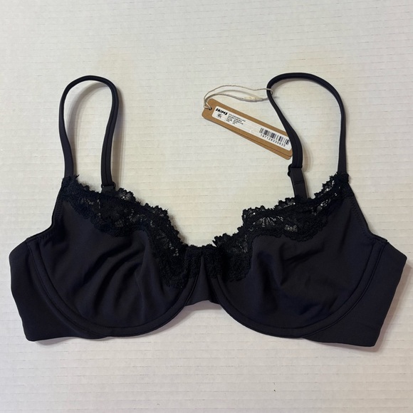 SKIMS NWT Fits Everybody Lace Unlined Demi Bra 34C in Onyx - Picture 4 of 4